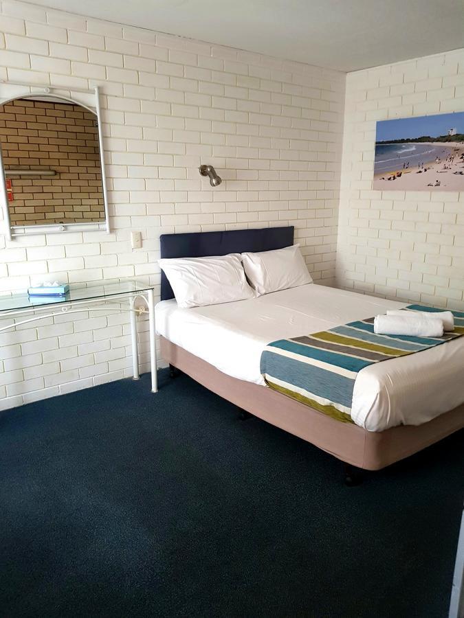 Twin Pines Motel Mooloolaba Exterior photo