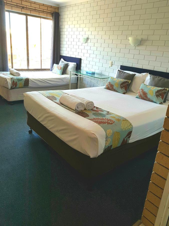Twin Pines Motel Mooloolaba Exterior photo