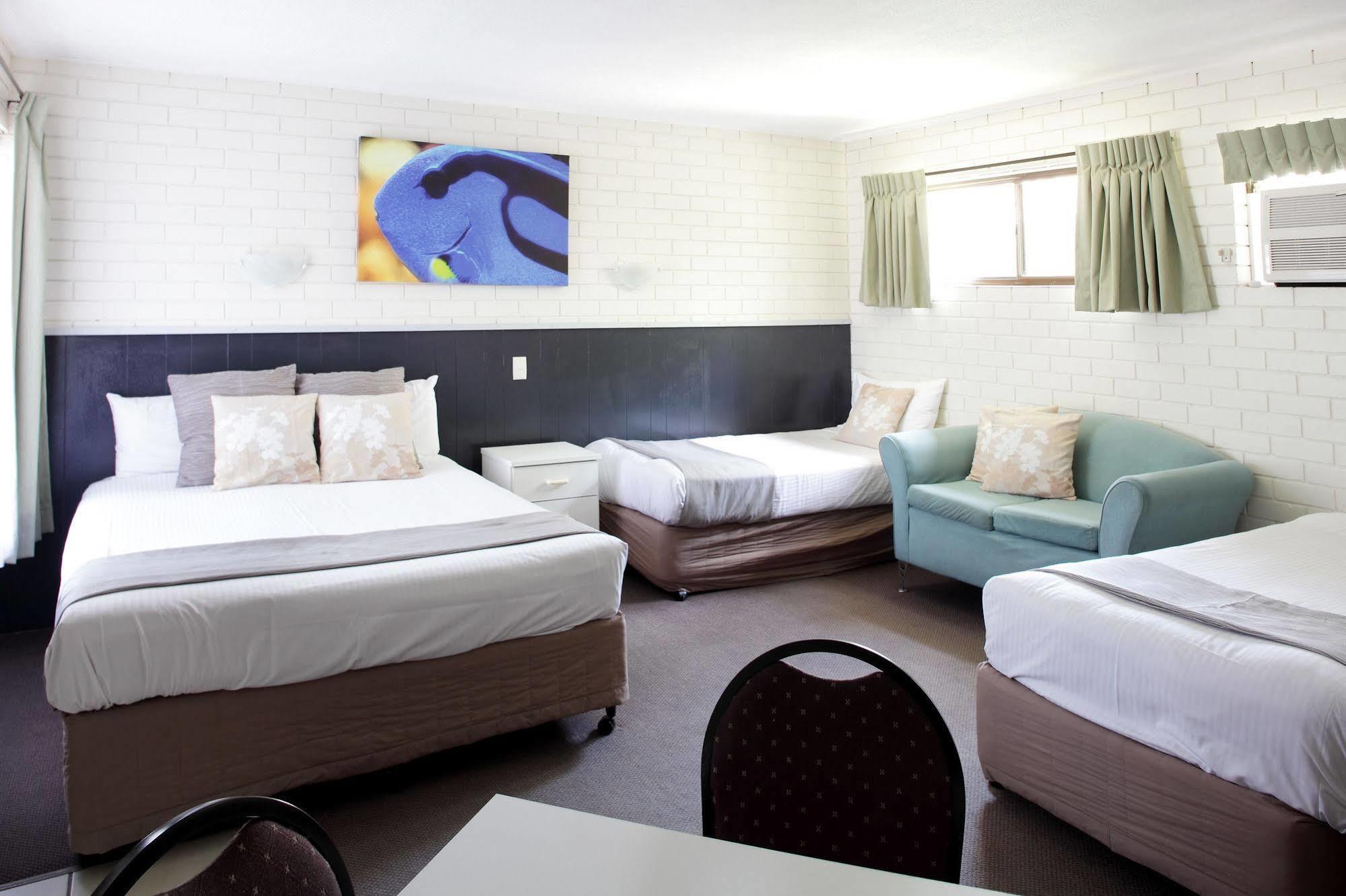 Twin Pines Motel Mooloolaba Exterior photo